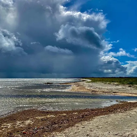 Nyaraló Seaside Escape With - By Traum Jerup